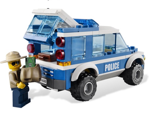 Leśny Posterunek Policji LEGO CITY 4440