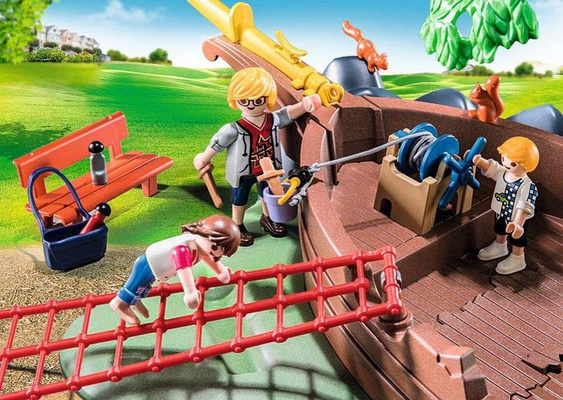 Playmobil City Plac zabaw z wrakiem statku 70741