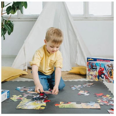 Puzzle 24 SUPER MAXI Spiderman wyrusza do akcji